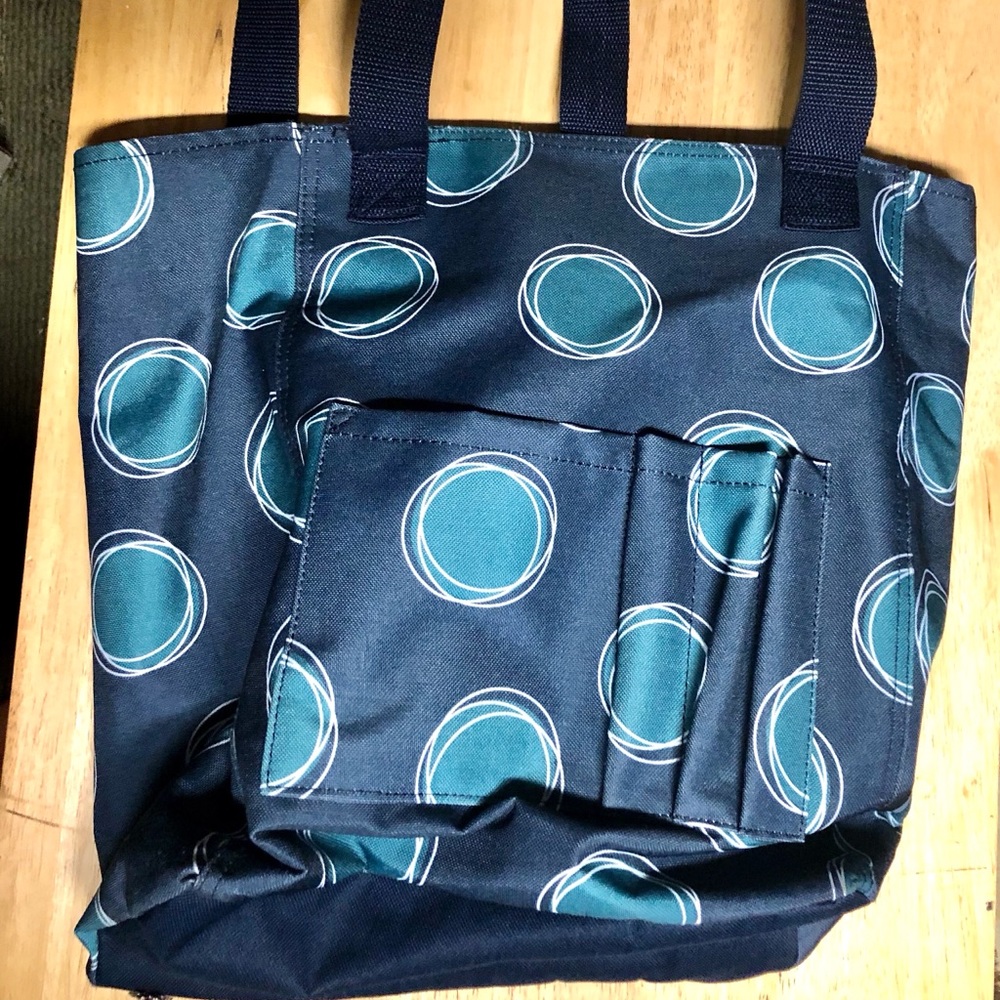 Organizing Shoulder tote by Thirtyone
